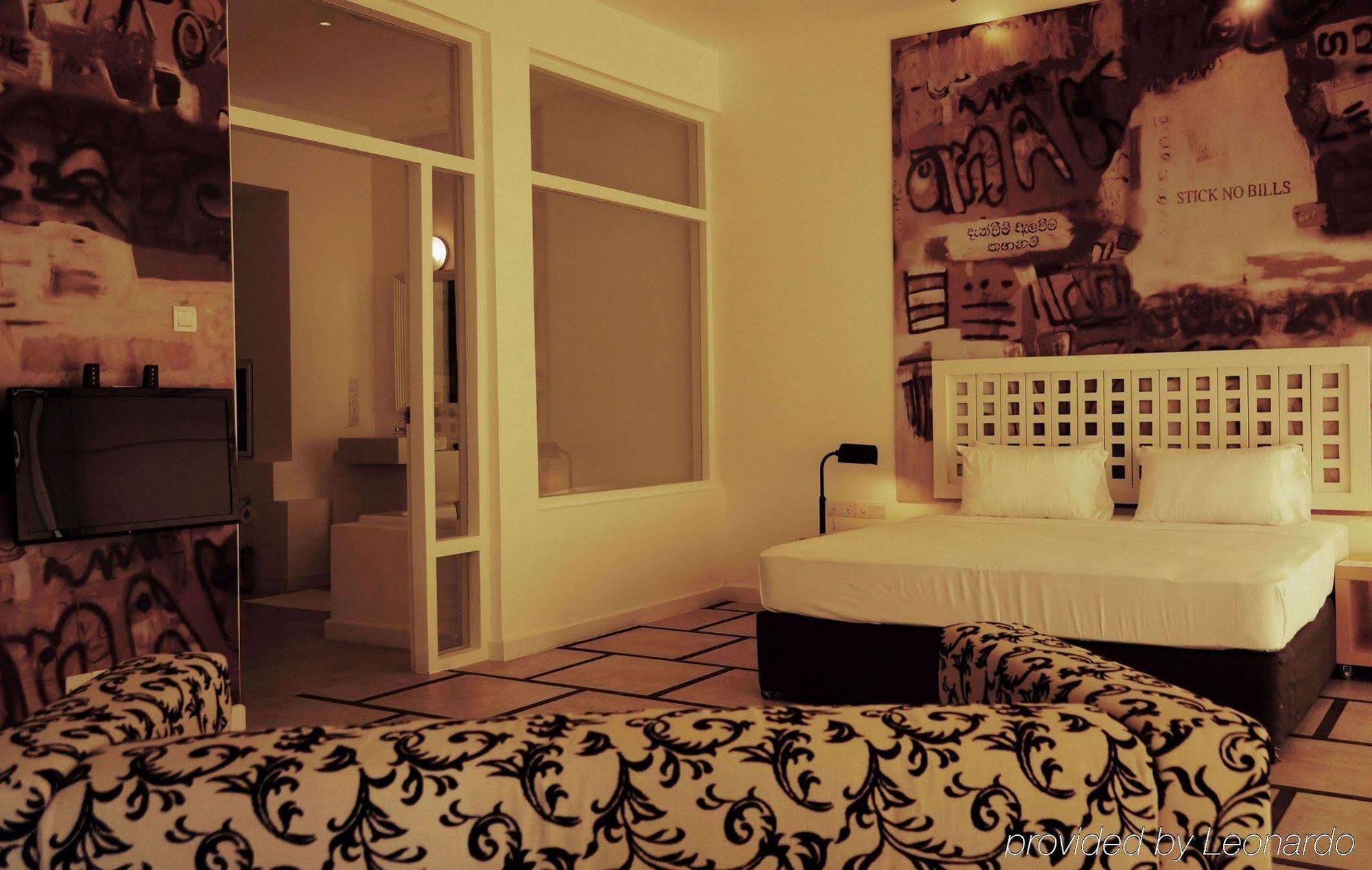 Hotel J Negombo Zewnętrze zdjęcie