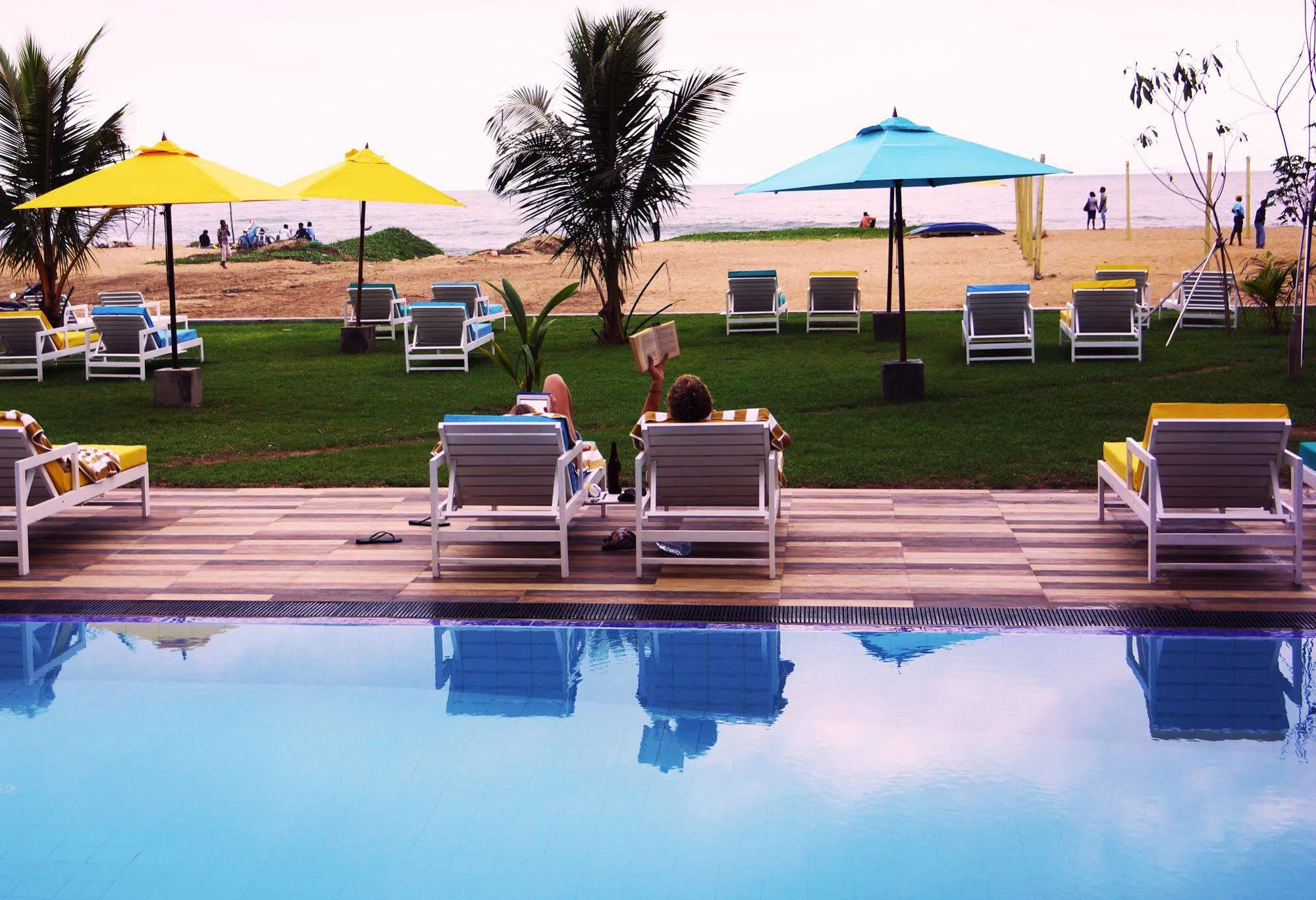 Hotel J Negombo Zewnętrze zdjęcie
